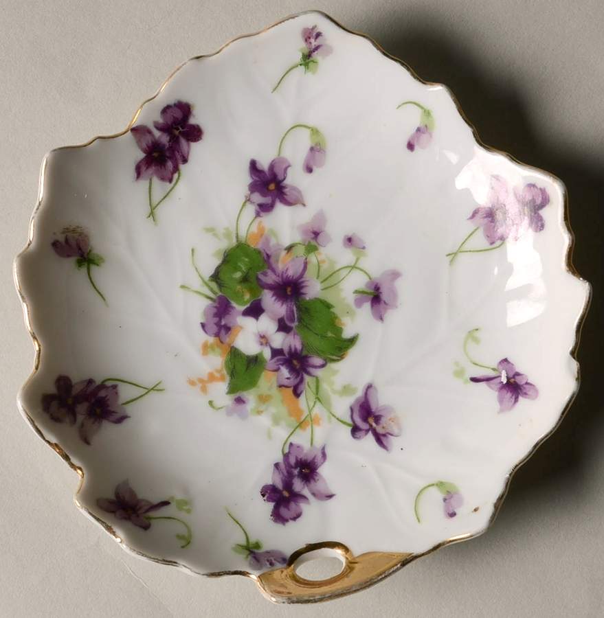 Sweet Violets Leaf Shaped Dish by Norcrest-1