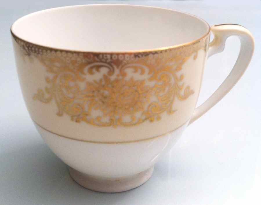 N1181 Footed Cup by Noritake-1