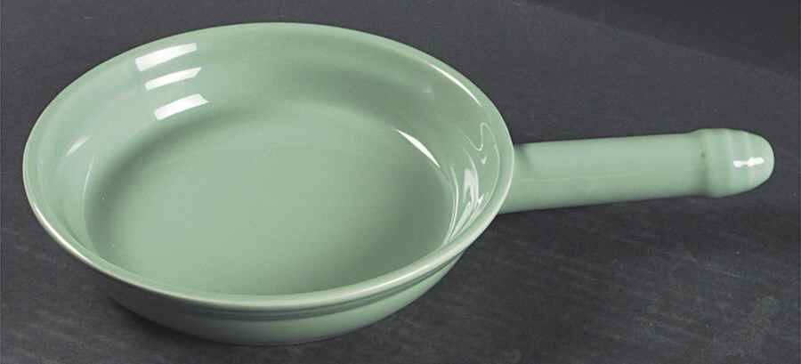 Flamingo Apple Green Open Skillet by Nancy Calhoun-1