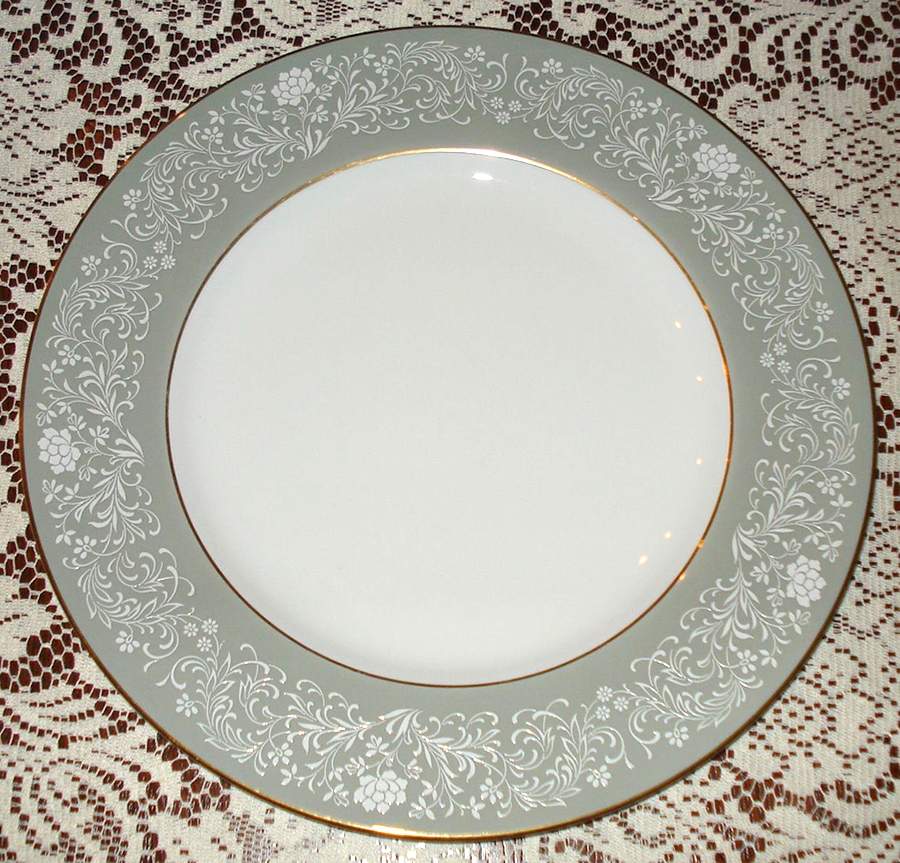 N1183 Dinner Plate by Noritake-1