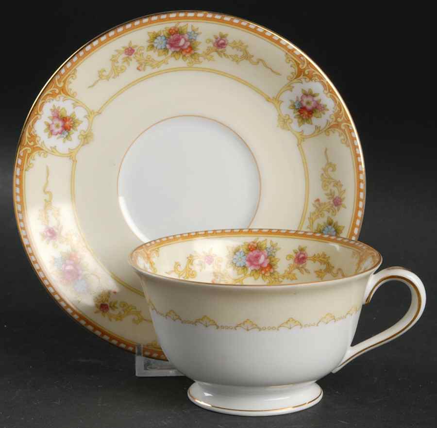 Allure Footed Cup & Saucer Set by Noritake-1