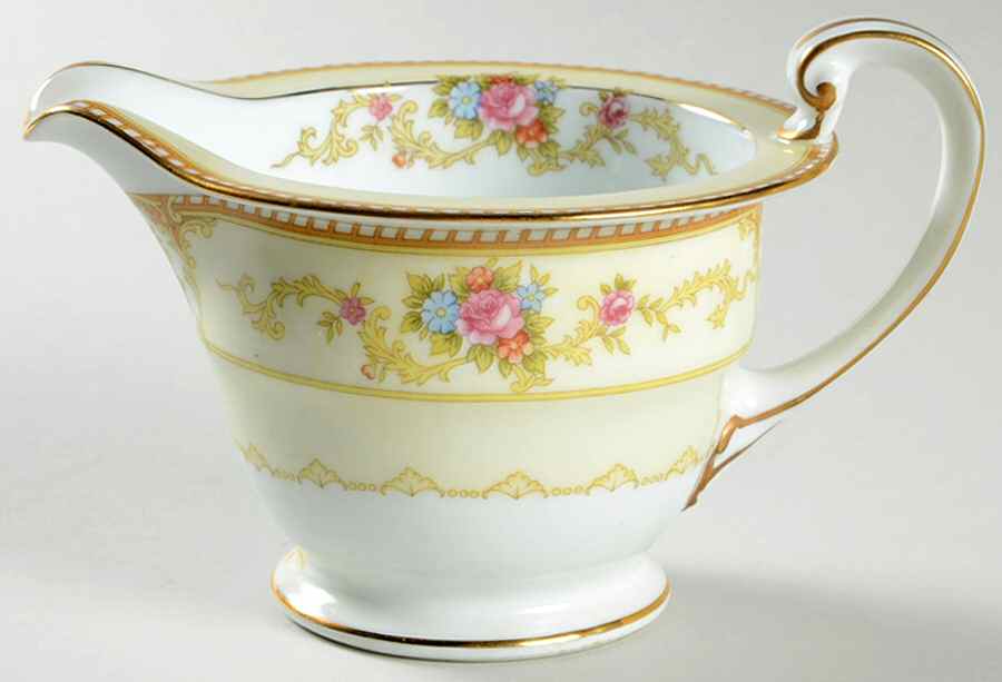 Allure Creamer by Noritake-1