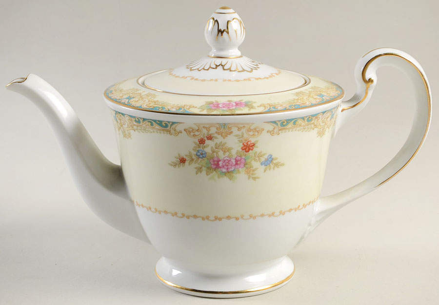 Camelot (3031 & NO #) Teapot & Lid by Noritake-1