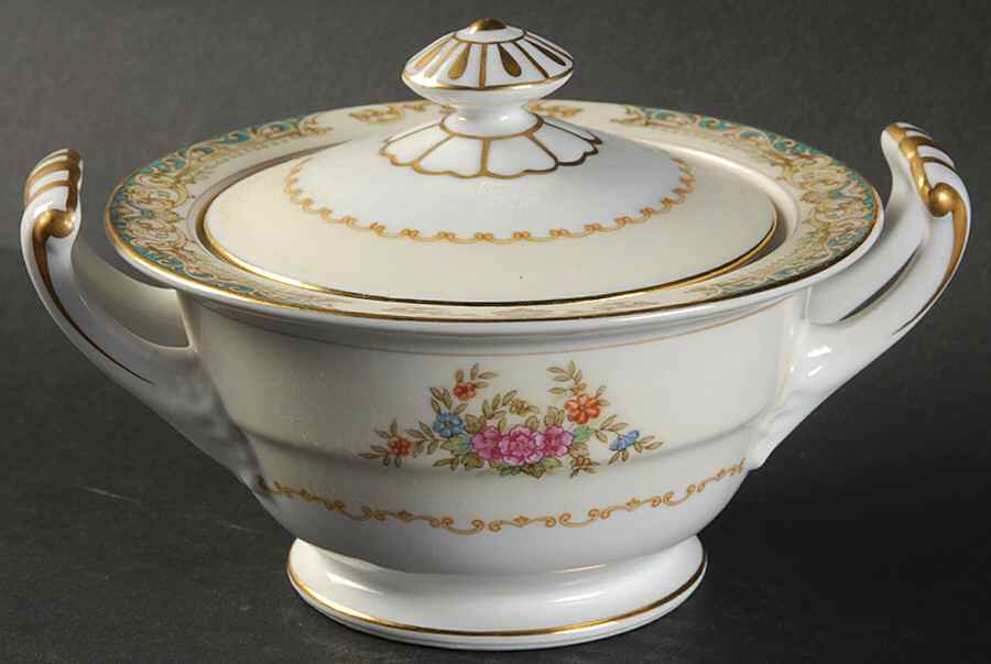 Camelot (3031 & NO #) Sugar Bowl & Lid by Noritake-1