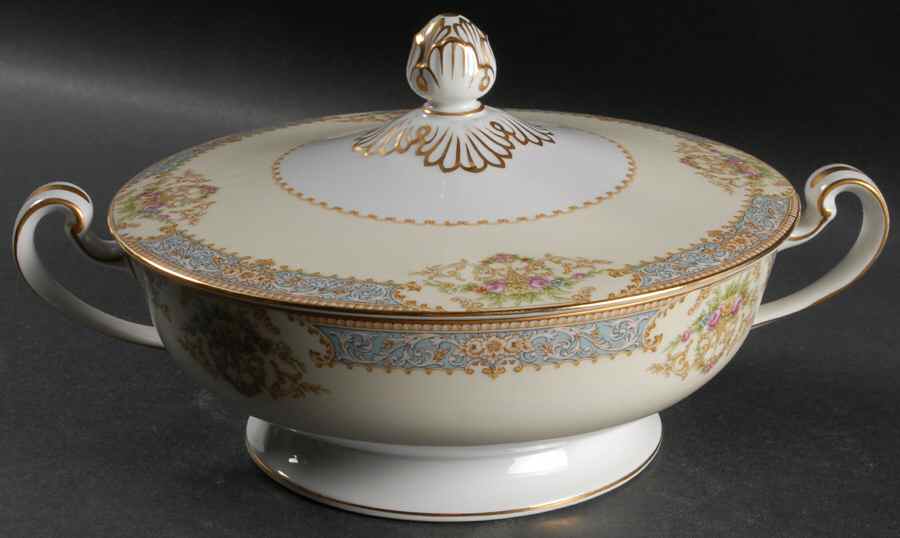 Clermont Round Covered Vegetable by Noritake-1