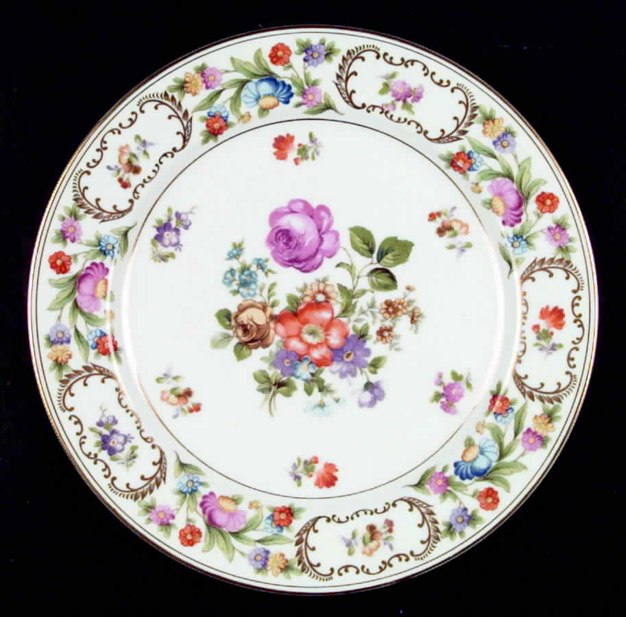 Dresalda Dinner Plate by Noritake-1