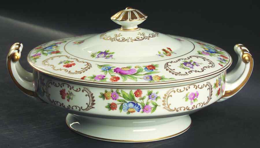 Dresalda Round Covered Vegetable by Noritake-1