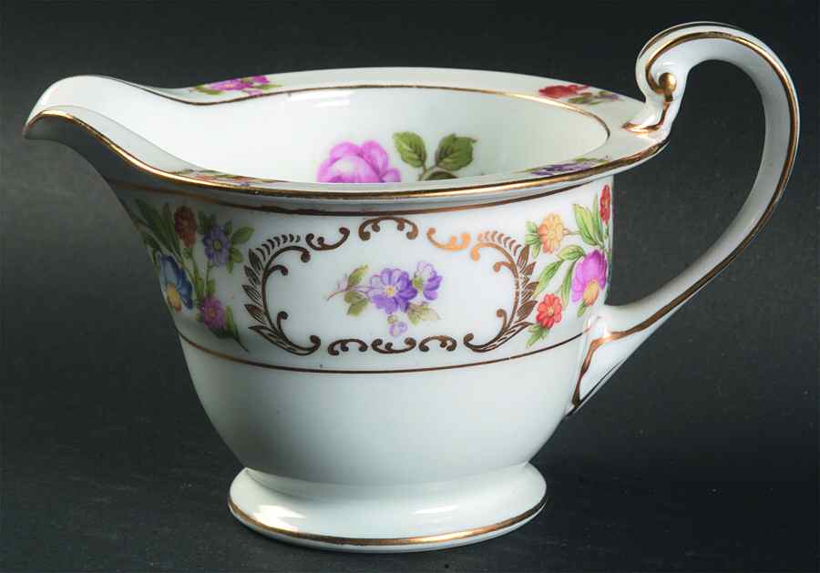 Dresalda Creamer by Noritake-1