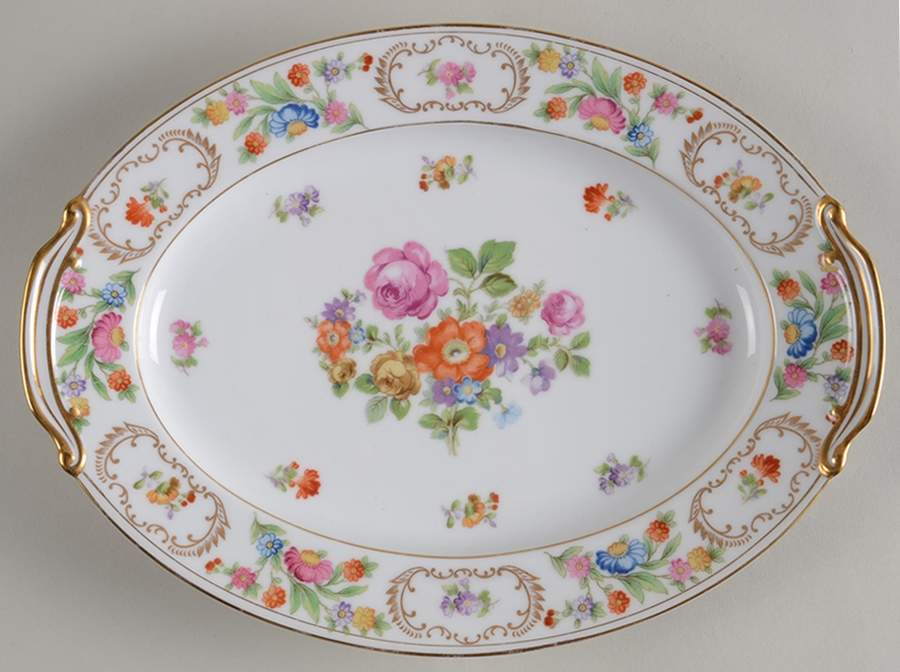 Dresalda 11" Oval Serving Platter by Noritake-1