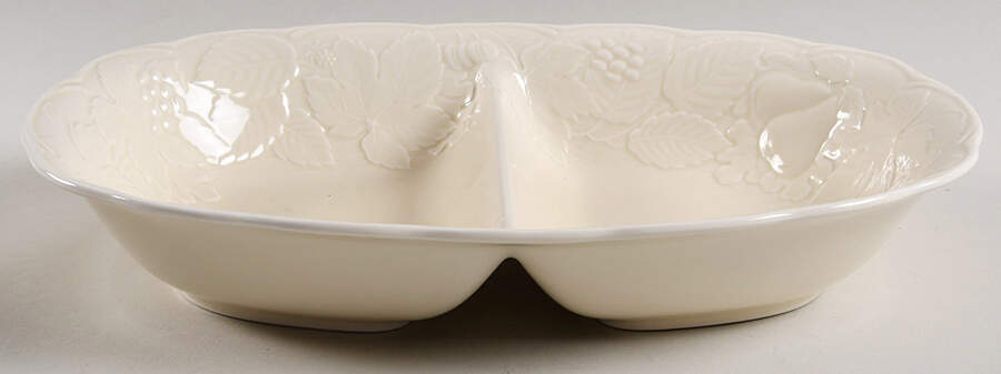 Woodbury Ivory 12" Oval Divided Vegetable Bowl by Nikko-1
