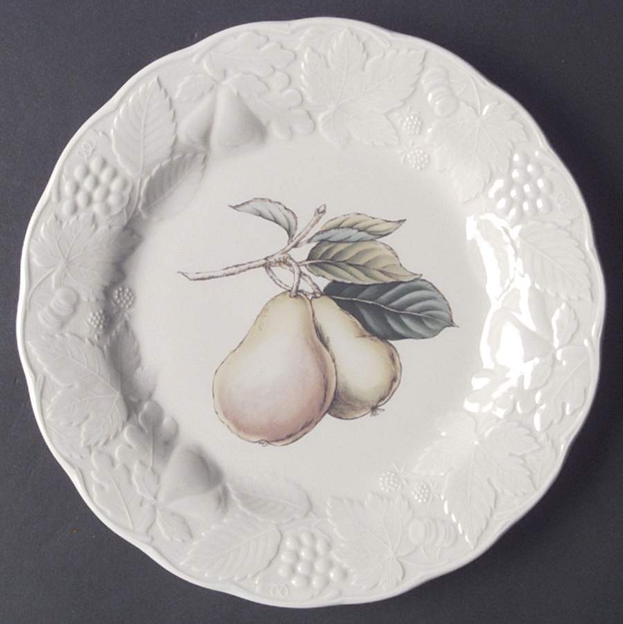 Woodbury Ivory Accent Luncheon Plate by Nikko-1
