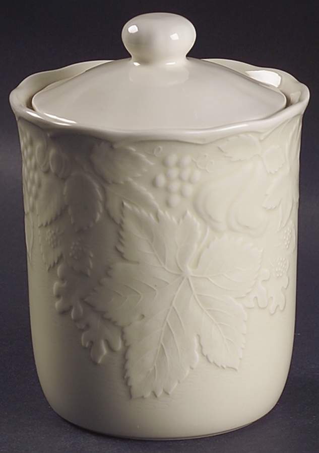 Woodbury Ivory Medium Canister & Lid by Nikko-1
