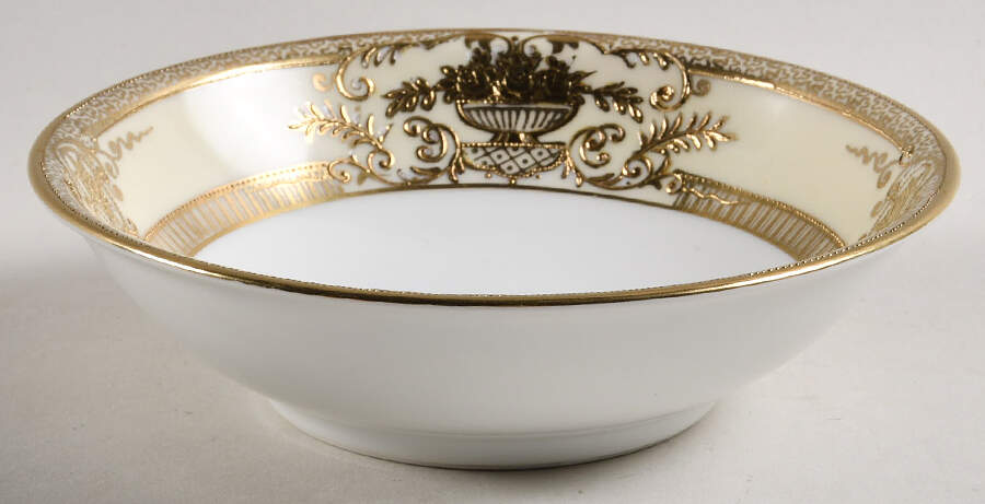 Fleurdor Coupe Cereal Bowl by Noritake-1