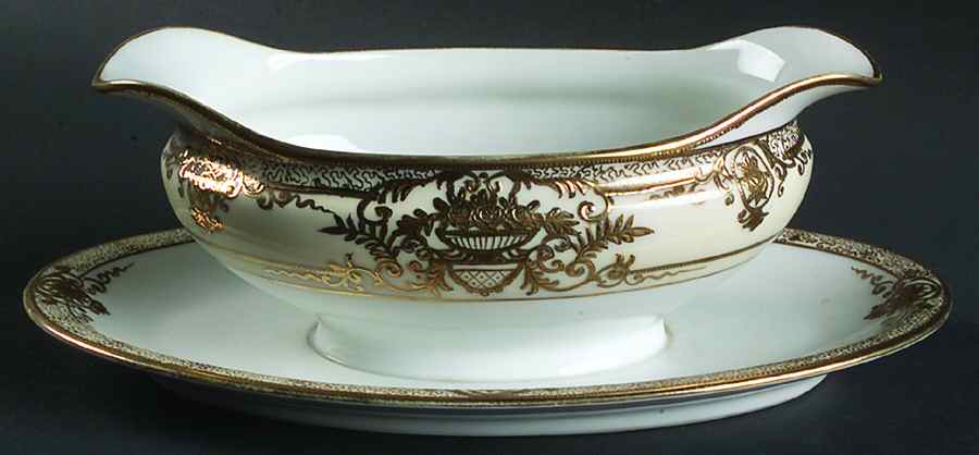 Fleurdor Gravy Boat with Attached Underplate by Noritake-1