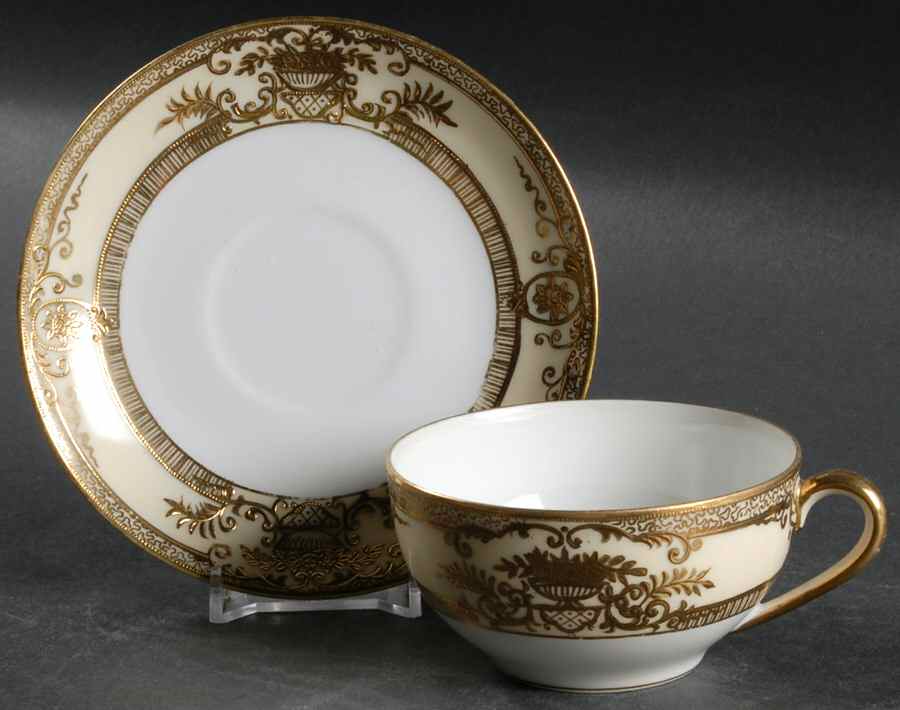 Fleurdor Flat Cup & Saucer Set by Noritake-1