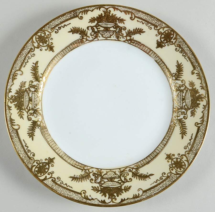 Fleurdor Luncheon Plate by Noritake-1