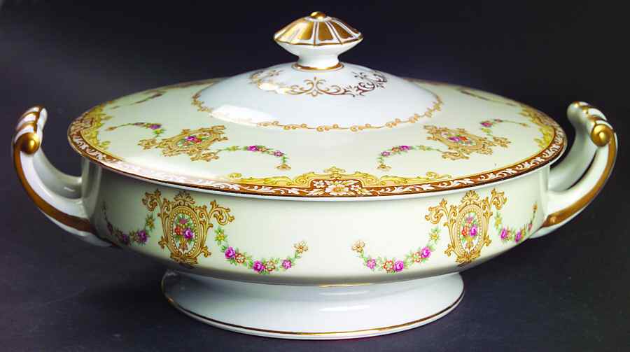 Camillia (4735) Round Covered Vegetable by Noritake-1