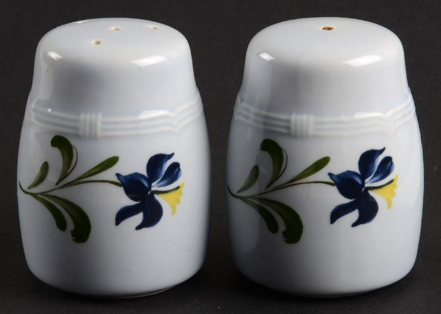 Normandie Salt & Pepper Set by Nikko-1