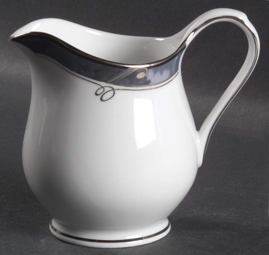 Moonstone Creamer by Nikko-1