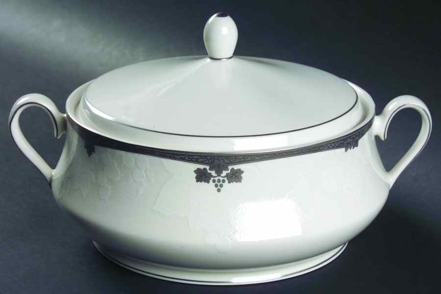 Platinum Ambrosia Round Covered Vegetable by Nikko-1