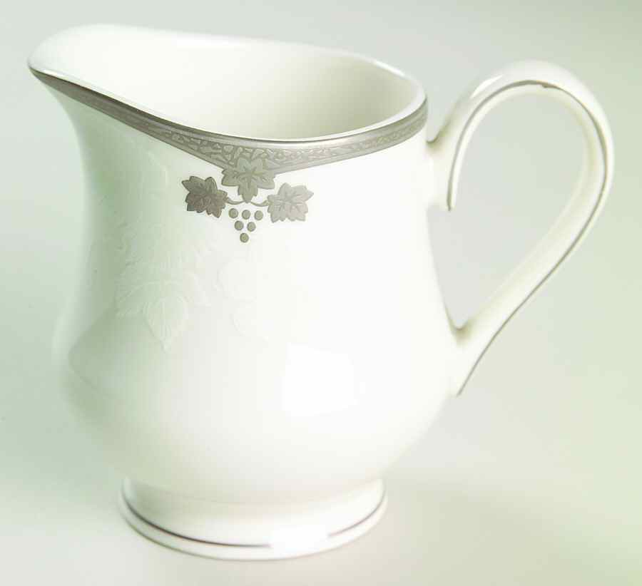 Platinum Ambrosia Creamer by Nikko-1