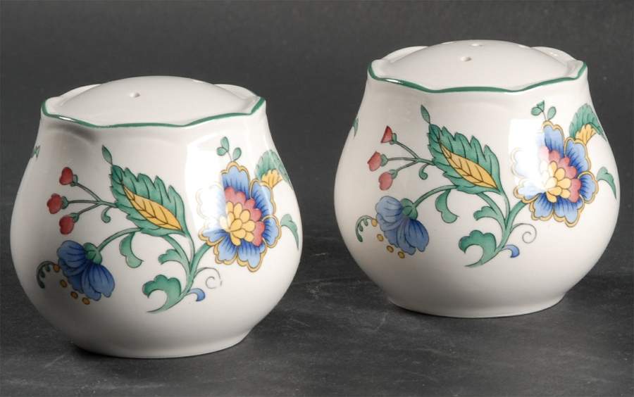 Oriental Garden Salt & Pepper Set by Nikko-1