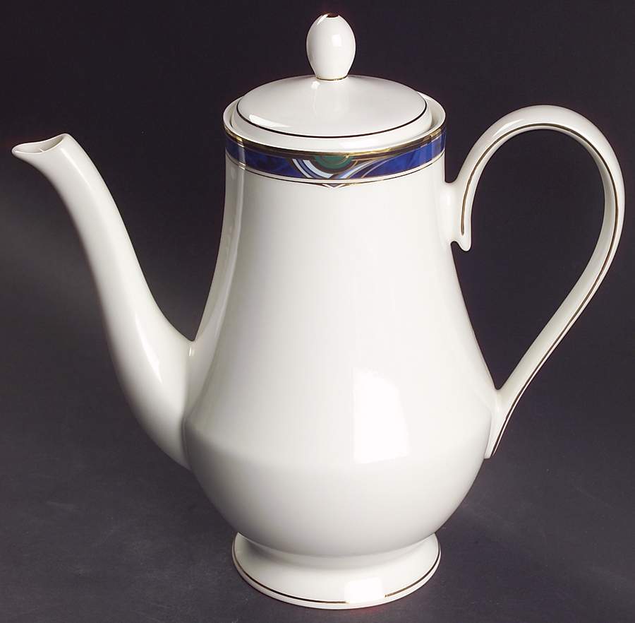 Metropolis Coffee Pot & Lid by Nikko-1