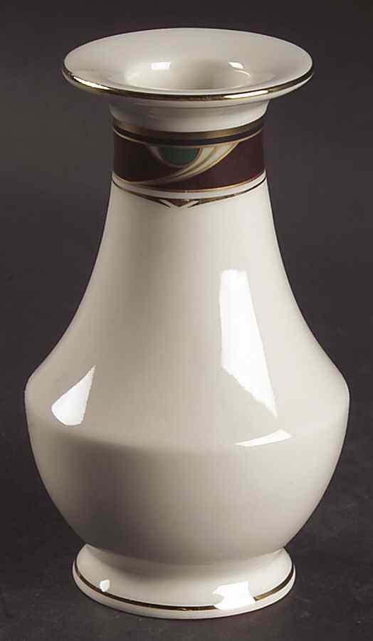 Bordeaux Small Candlestick by Nikko-1