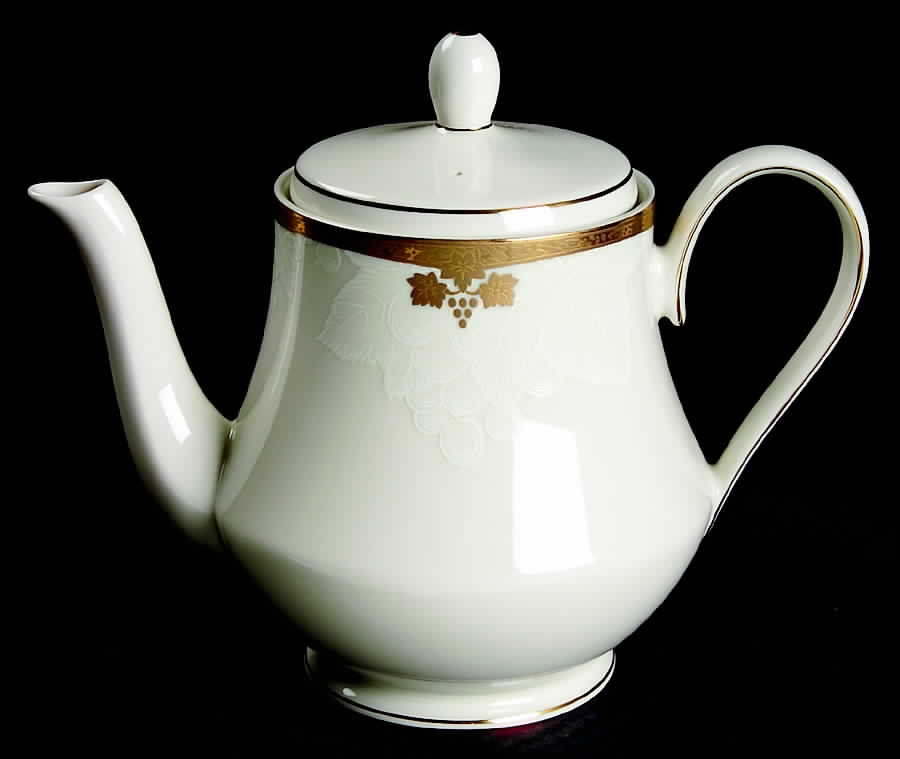 Ambrosia Teapot & Lid by Nikko-1