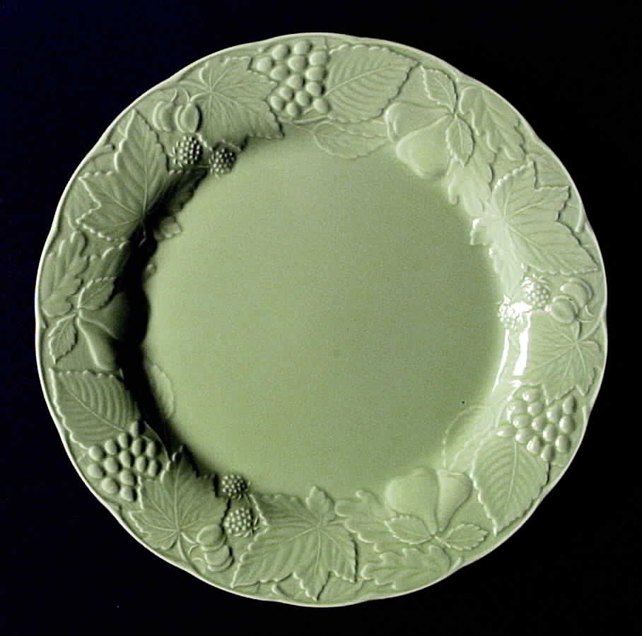 Woodbury Lime Dinner Plate by Nikko-1