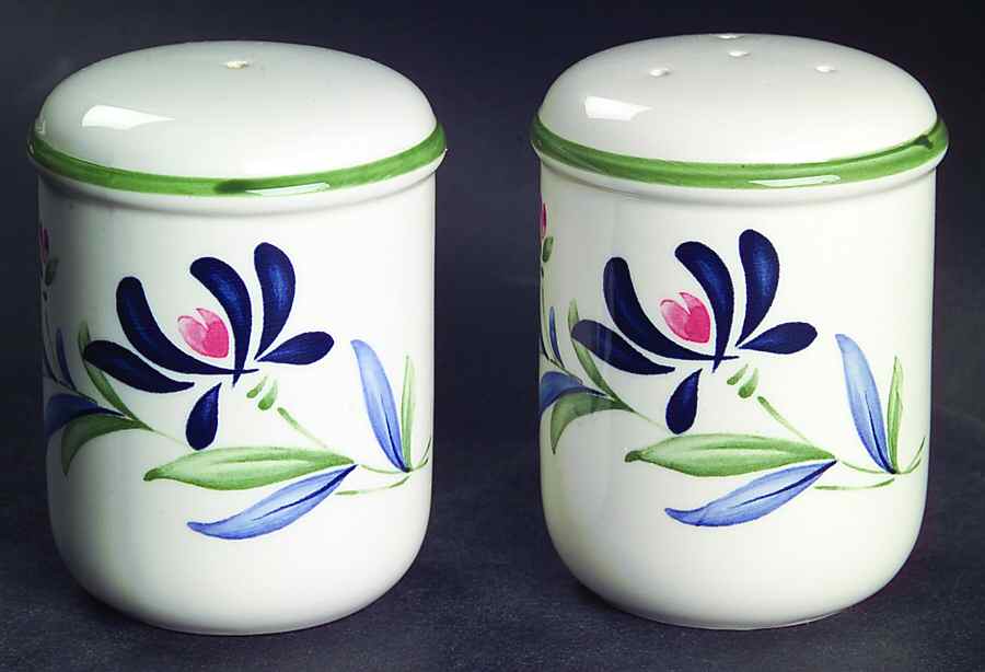 Berkshire Salt & Pepper Set by Nikko-1