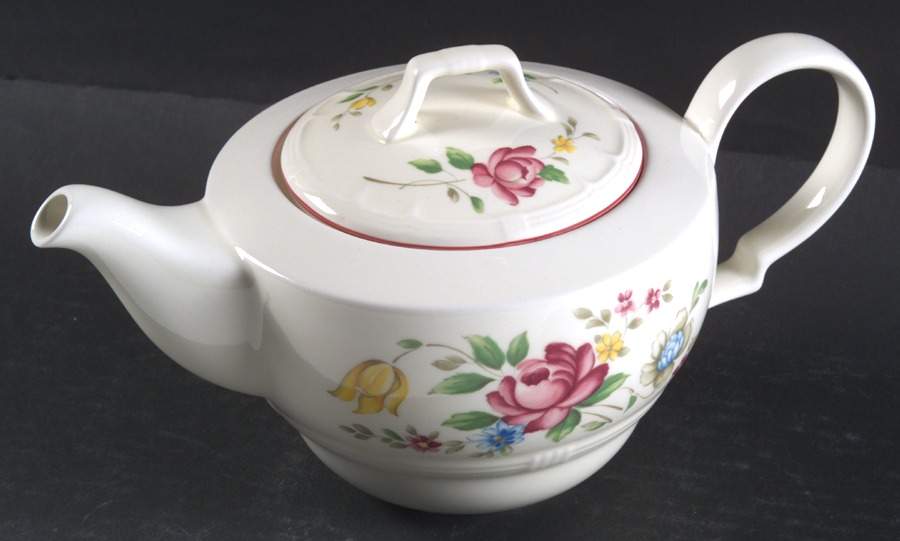 Alsace Teapot & Lid by Nikko-1