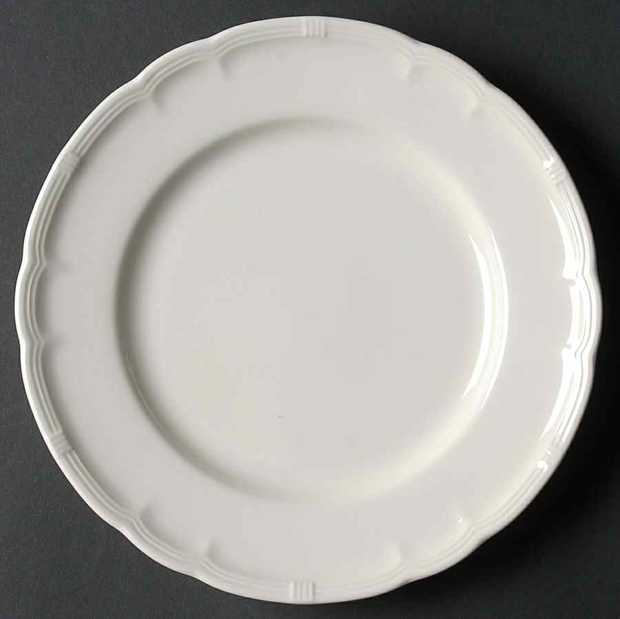 La Creme Salad/Dessert Plate by Nikko-1
