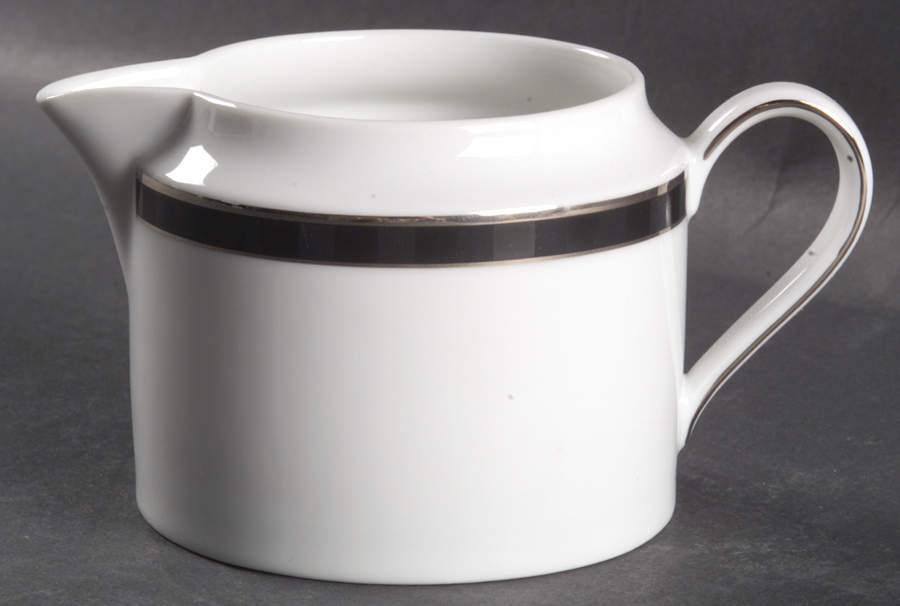 Black Tie Creamer by Nikko-1