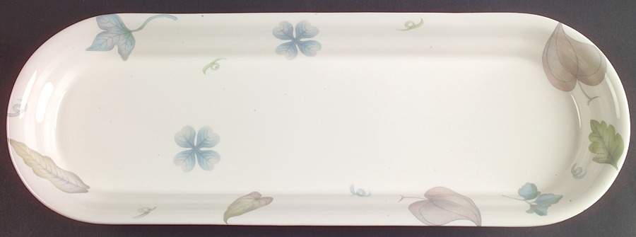Lucky Charm Large Sandwich Tray by Nikko-1