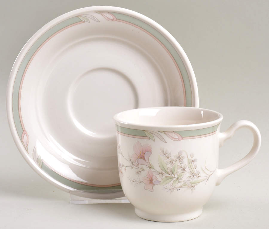 Pennfield Footed Cup & Saucer Set by Noritake-1