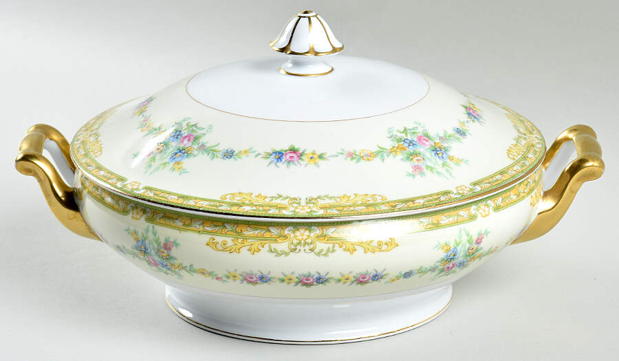 N1214 Round Covered Vegetable by Noritake-1