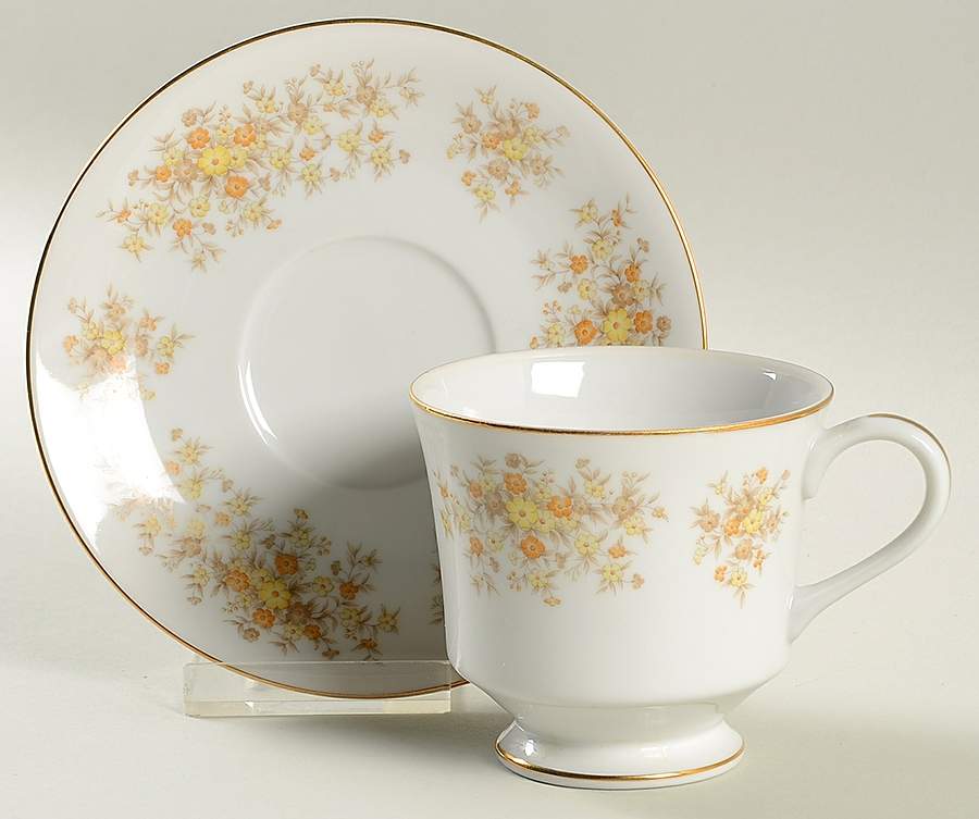 Cancion Footed Cup & Saucer Set by Nitto-1