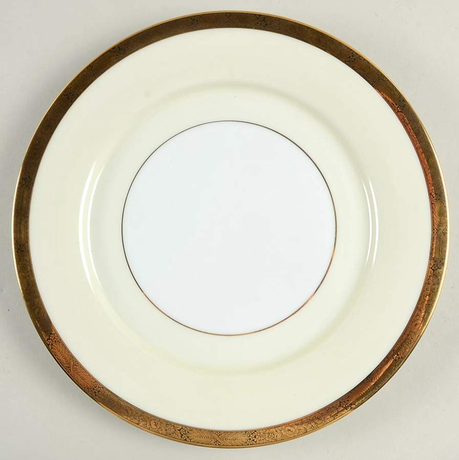 Goldkin (5675) Dinner Plate by Noritake-1