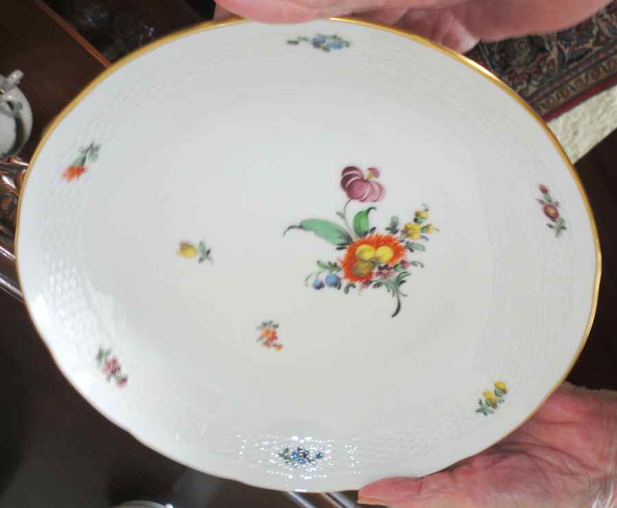 NYM4 Dinner Plate by Nymphenburg-1