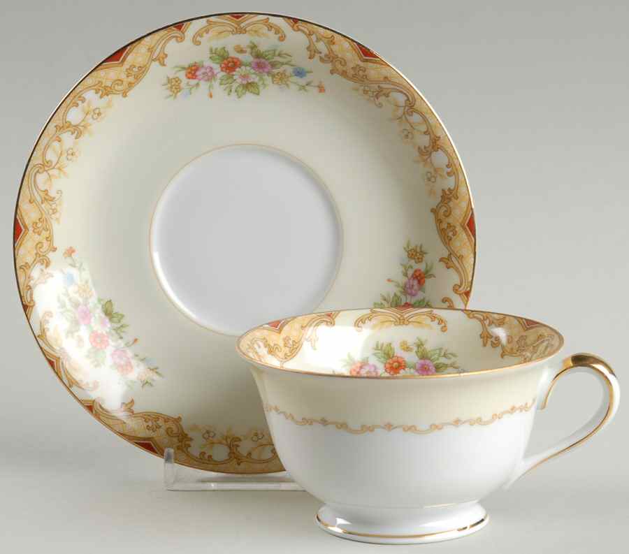 N1238 Footed Cup & Saucer Set by Noritake-1