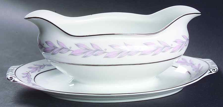 Miramar Gravy Boat with Attached Underplate by Narumi-1