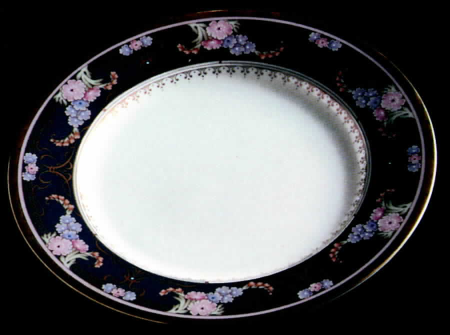 Belle Epoque Dinner Plate by Narumi-1