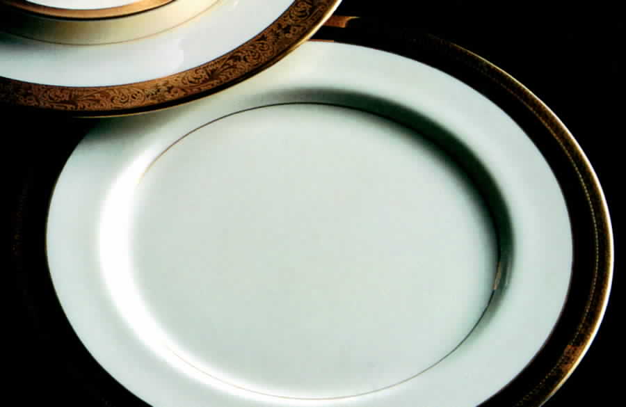 Lorenzo Dinner Plate by Narumi-1