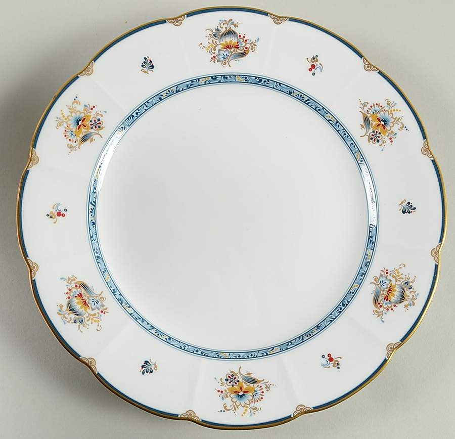 Sharilamoon Dinner Plate by Narumi-1