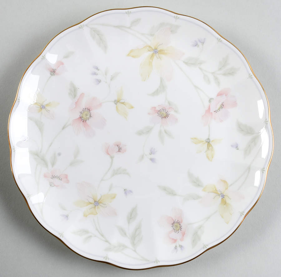 Pastel Garden Salad Plate by Narumi-1