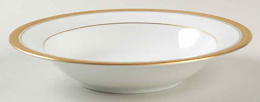Goldridge Rim Soup Bowl by Noritake-1