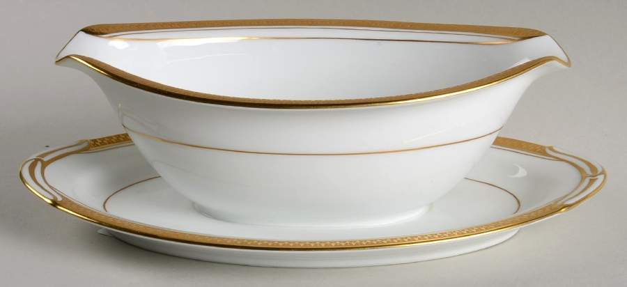 Goldridge Gravy Boat with Attached Underplate by Noritake-1