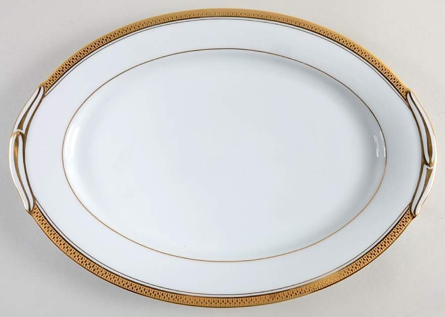 Goldridge 13" Oval Serving Platter by Noritake-1