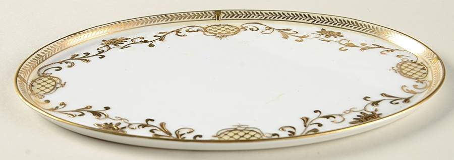 N1261 8" Oval Tray by Noritake-1